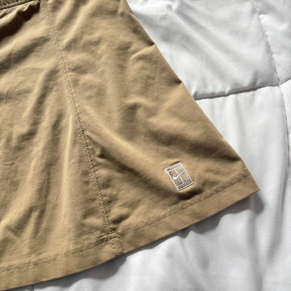Vintage Nike Skirt Womens Medium Court Tennis Golf Tan Khaki Athletic Preppy - Picture 2 of 7
